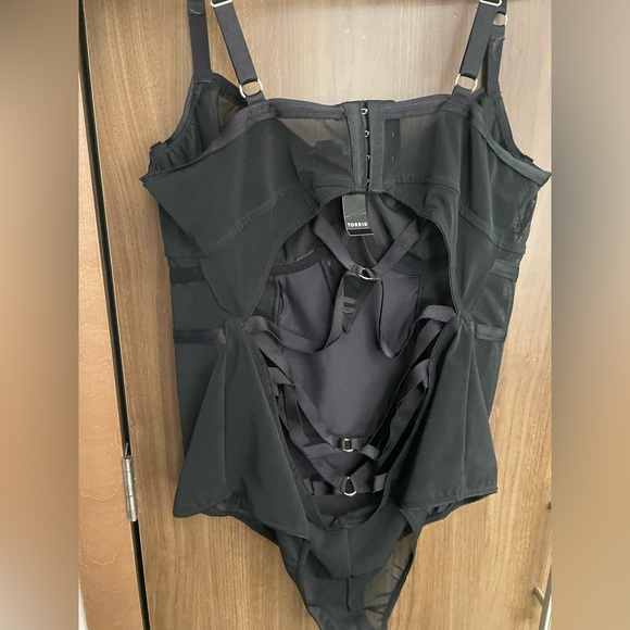 Torrid black lace lingerie bodysuit - Picture 3 of 5